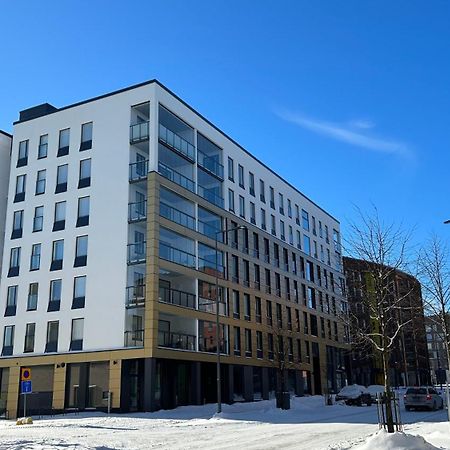 Entire Apartment Near Helsinki Airport In Kivistoe Вантаа Экстерьер фото