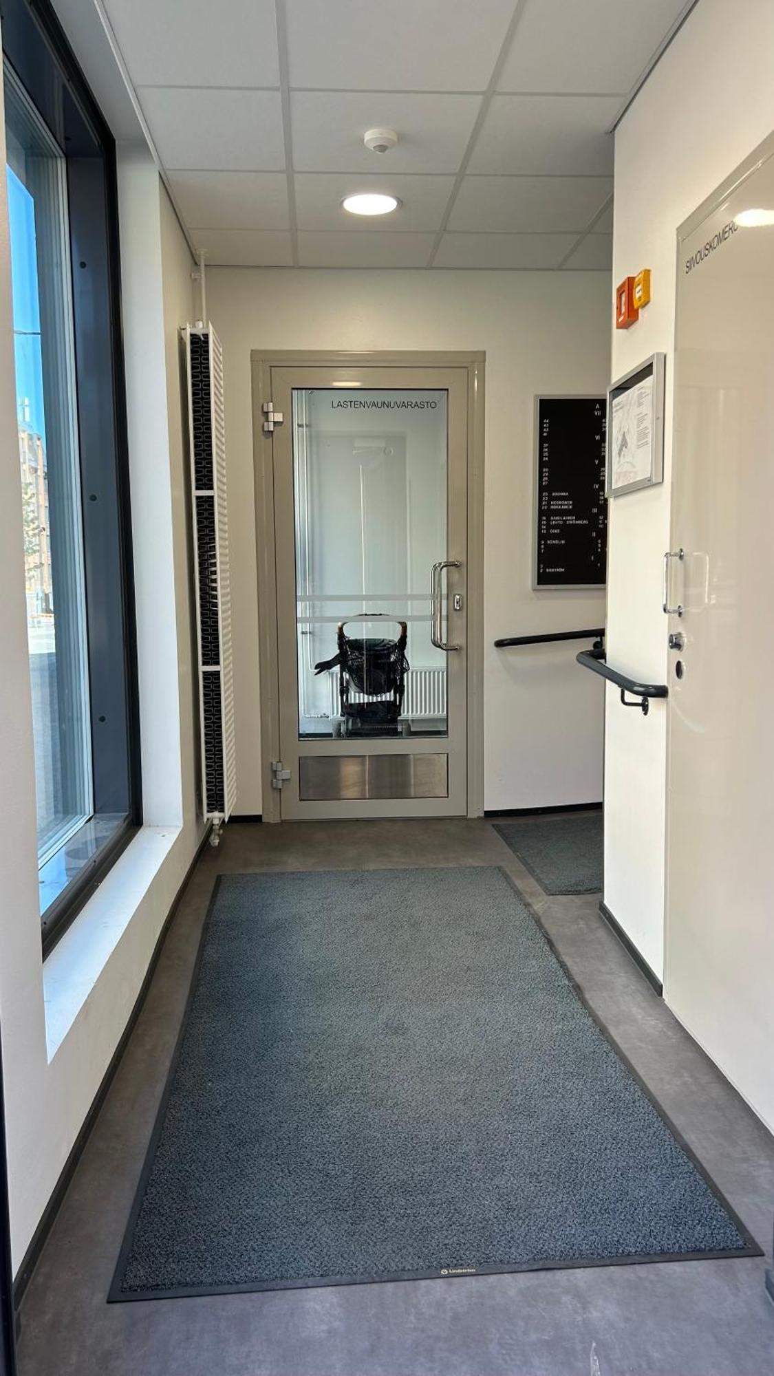 Entire Apartment Near Helsinki Airport In Kivistoe Вантаа Экстерьер фото